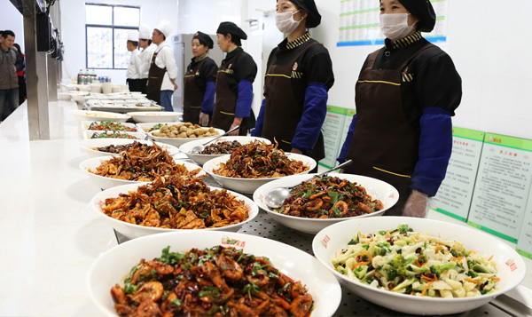 佛山時(shí)時(shí)鮮：淺談蔬菜配送公司怎么做好學(xué)校食堂蔬菜配送？